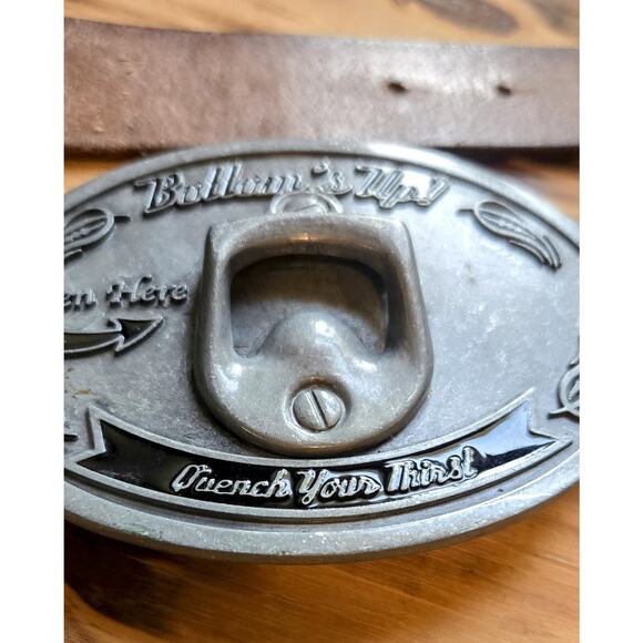 Novelty Belt Buckle On Leather 38" Belt Bottom's Up Open Here Quench Your Thirst - Picture 3 of 8